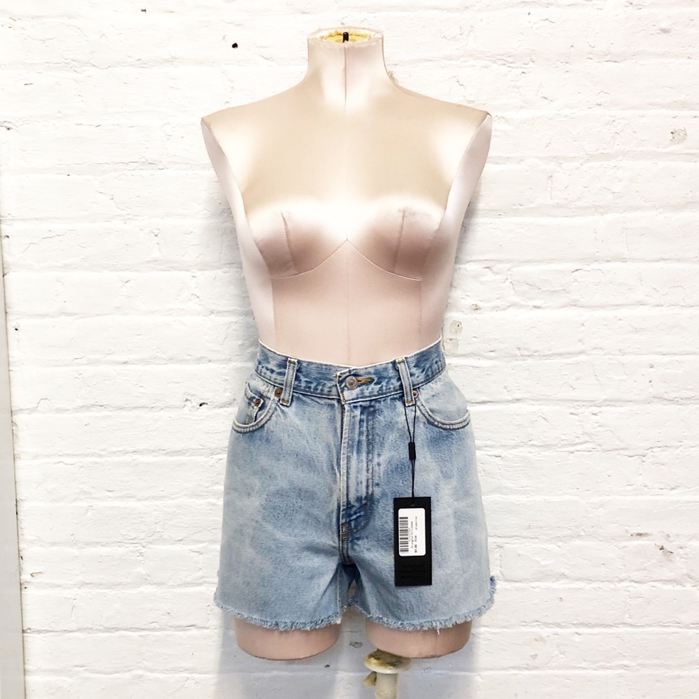 Vintage Twin Denim Levi’s Cut off Shorts. Waist 32